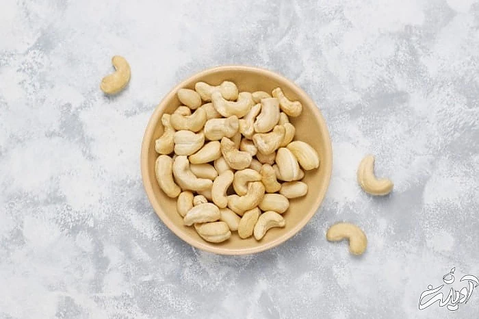 مضرات خوردن بادام هندی خام بادام هندی خام